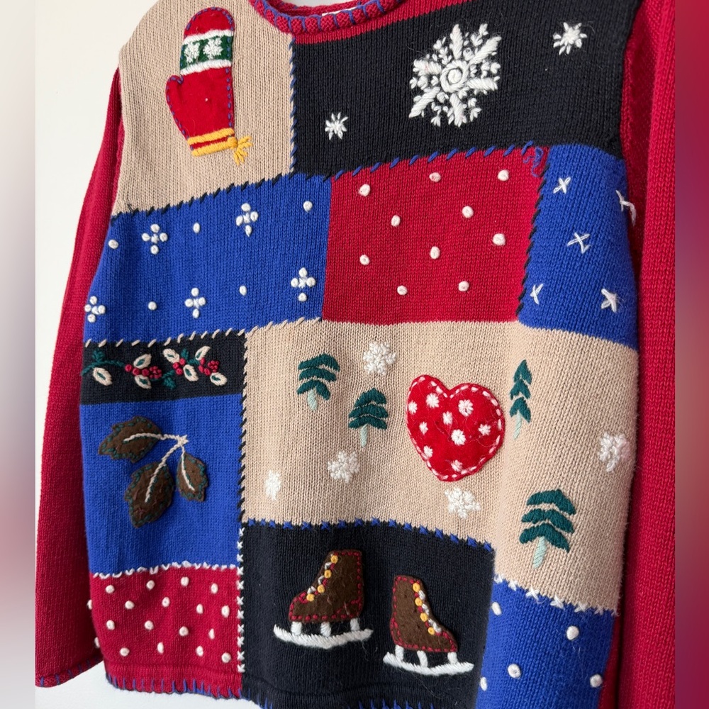 vintage novelty winter scene patchwork sweater Cl… - image 3